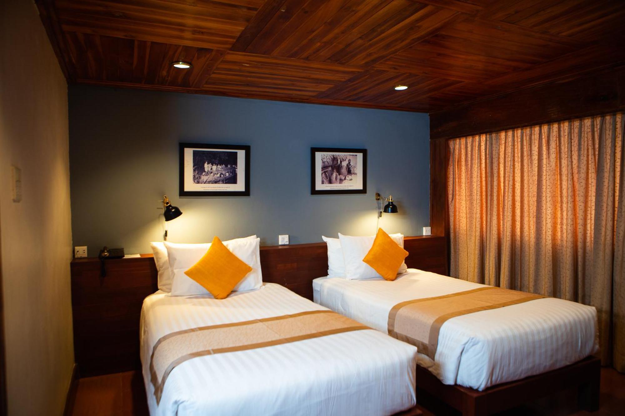 Pakse Hotel & Restaurant Luaran gambar