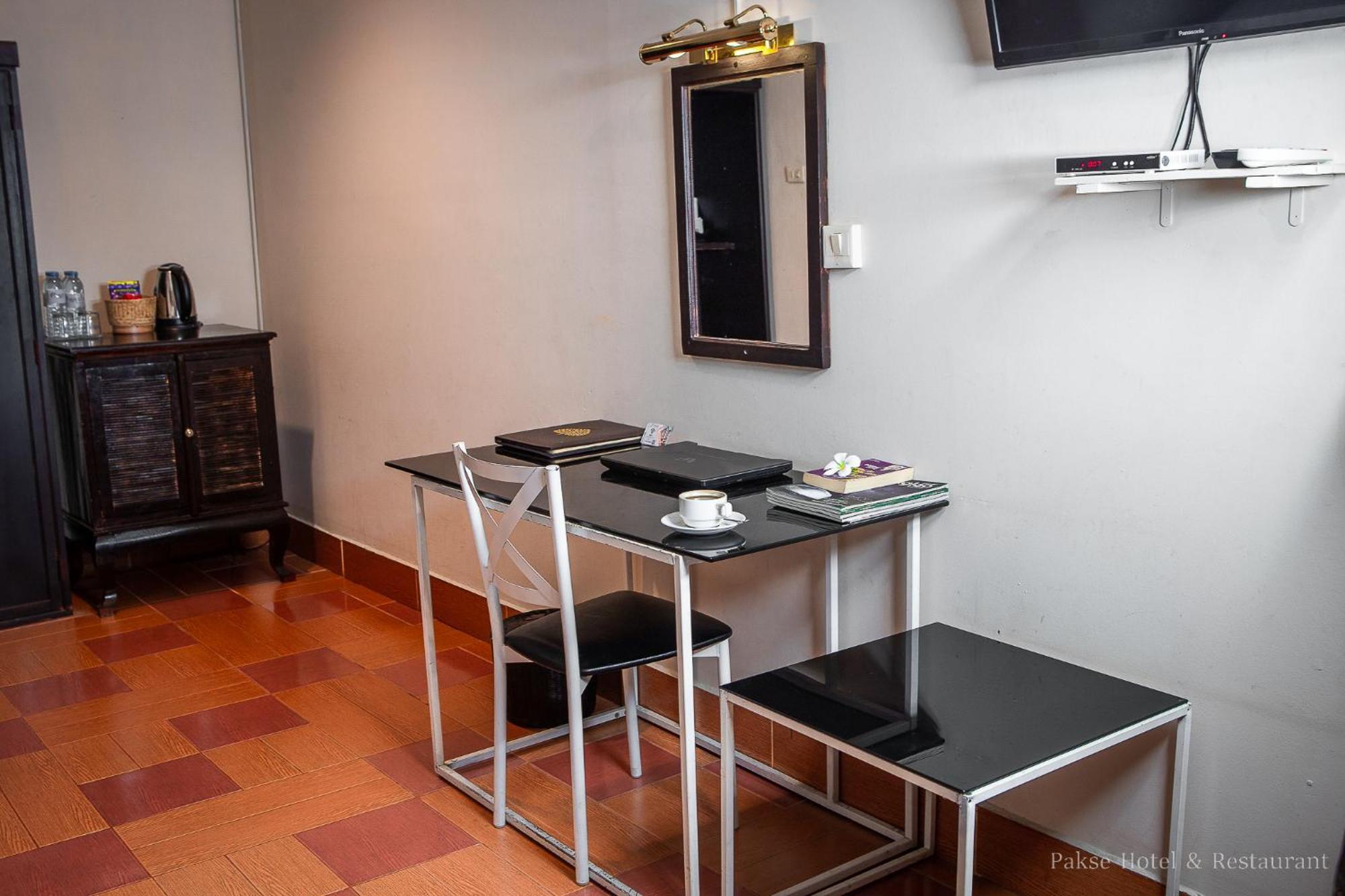 Pakse Hotel & Restaurant Luaran gambar