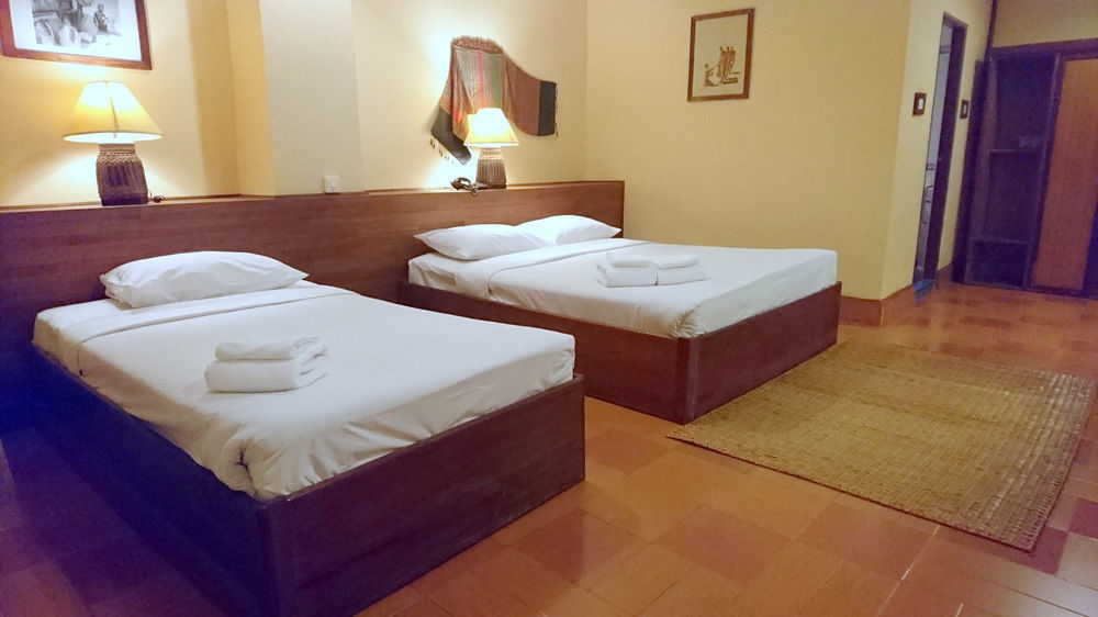 Pakse Hotel & Restaurant Luaran gambar