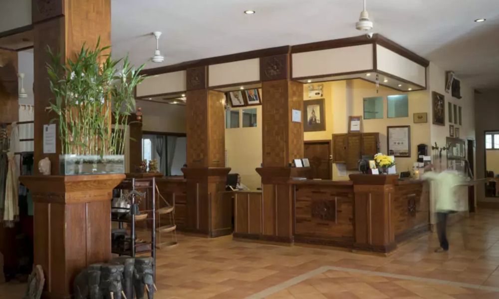 Pakse Hotel & Restaurant Luaran gambar