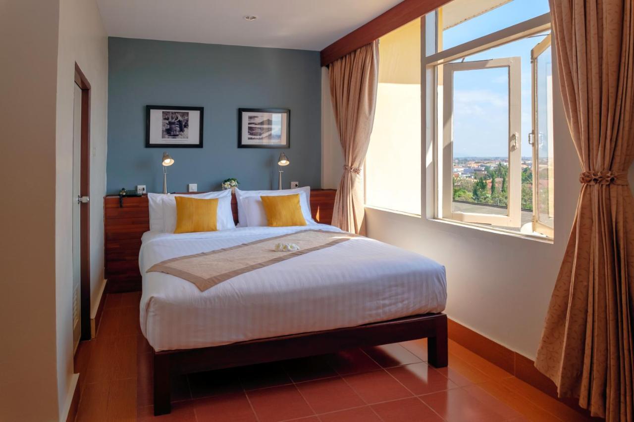 Pakse Hotel & Restaurant Luaran gambar
